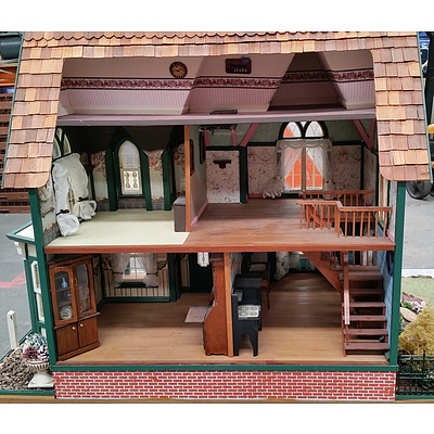 American Heritage Style Doll House