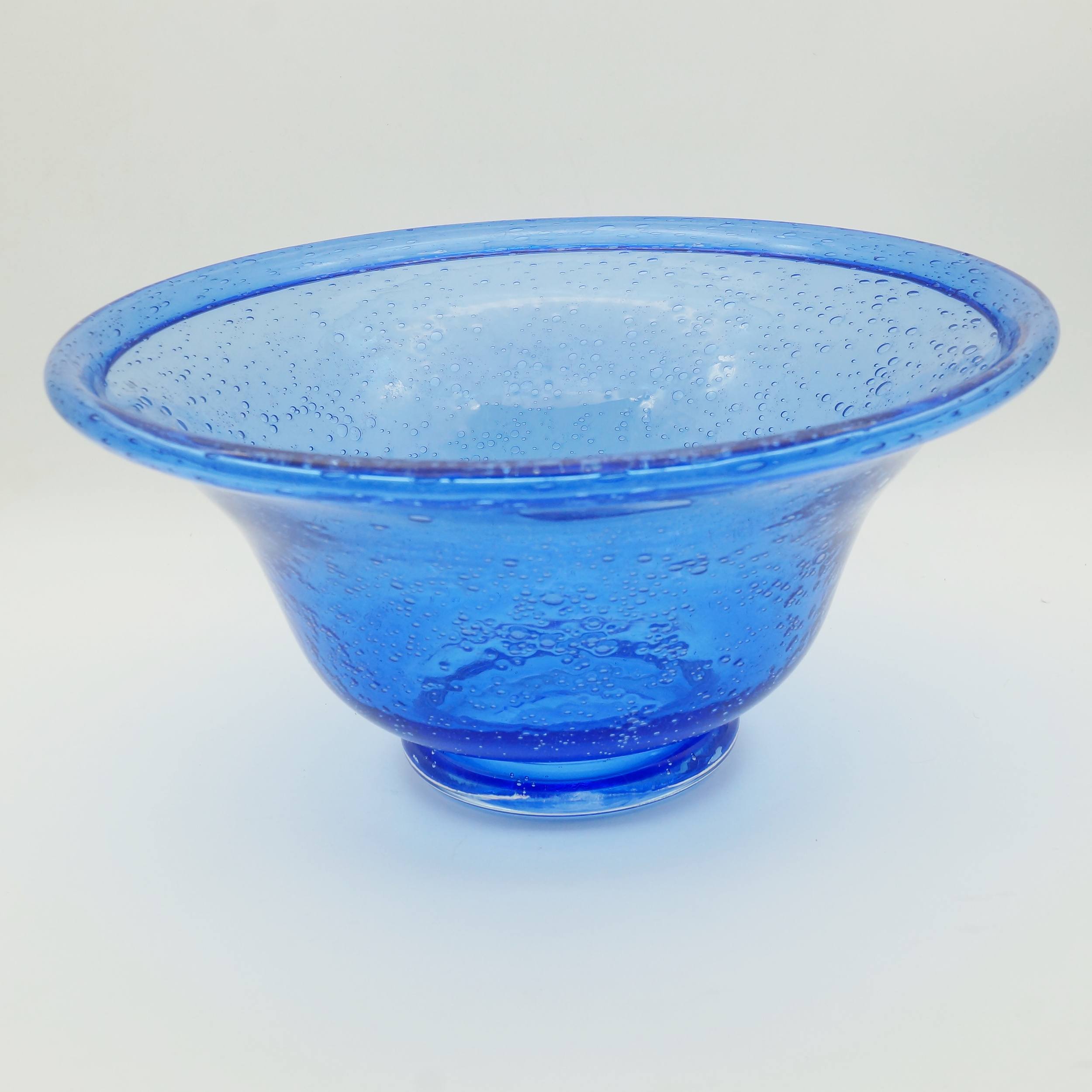Cobalt Blue Art Glass Bowl - Lot 1029738 | ALLBIDS