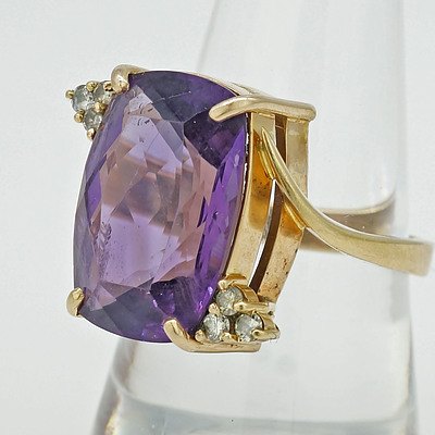 18ct Yellow Gold Ring with Cushion Cut Deep Purple Amethyst and Six Round Brilliant Cut Diamonds