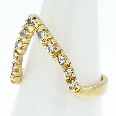 18ct Yellow Gold Ring Long 'V' Shaped Row of Round Brilliant Cut Diamonds in Four Claw Settings