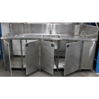 Commercial Stainless Steel Bench With Dual Sinks