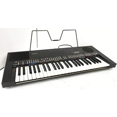 Technics SX-K200 Electronic Synthesiser Keyboard
