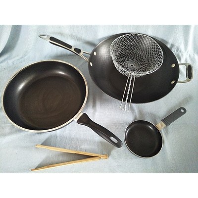 310mm non-stick frypan, non-stick wok, frying basket, 135mm skillet and NZ Kauri tongs