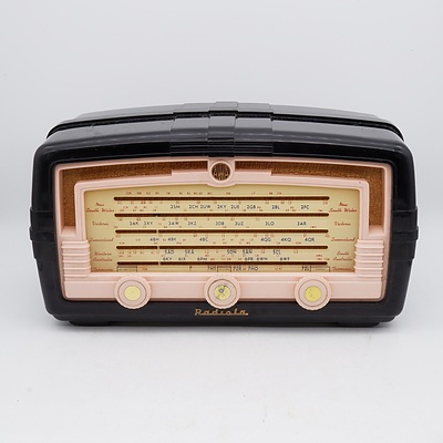AWA Radiola Model 467MA Valve Radio