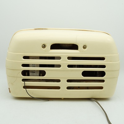 Bakelite Cased AGE Hotpoint Model 640MA Valve Radio