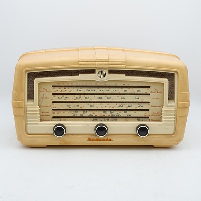 AWA Radiola Model 467MA Valve Radio