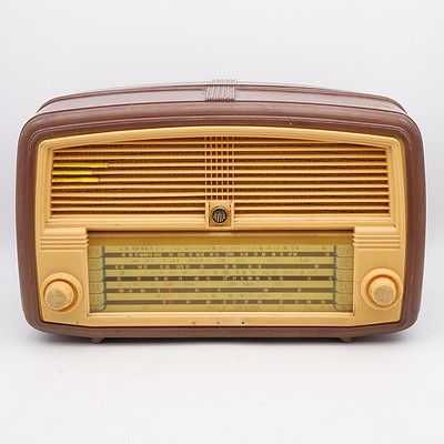 AWA Radiola Model 573MA Valve Radio
