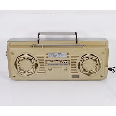 Sharp Model GF-575 Portable Radio