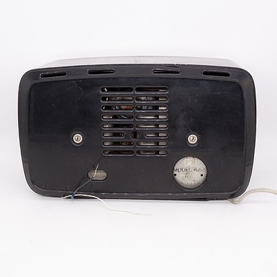 His Master's Voice Model 64-5 Valve Radio