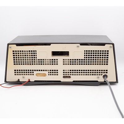Kriesler Model 11-81 Valve Radio