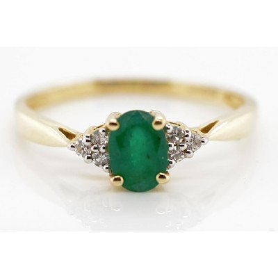 14ct Gold Emerald & Diamond Ring