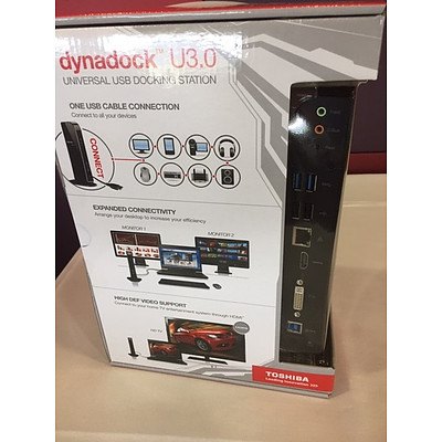 Toshiba Dynadock U3.0 Universal USB Docking Station