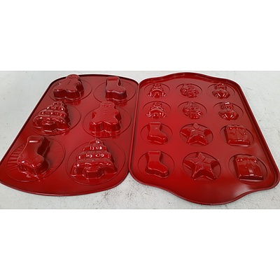 Selection of Silicon Bakeware, Stainless Steel Bowls and Metal Bakeware
