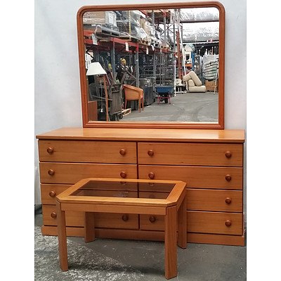Parker Furniture Dresser With Mirror and Coffee Table