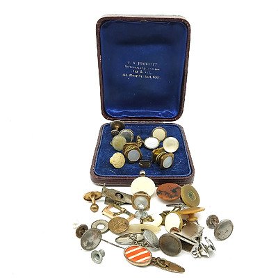 Group of Antique Gents Buttons, Cufflinks and Accessories in a Leather Box