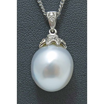 18ct White Gold South Sea Pearl & Diamond pendant