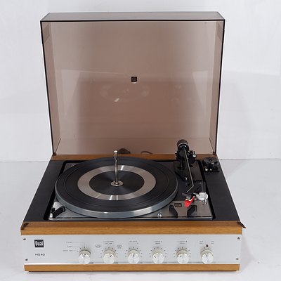 Dual HS40 Turntable with Dual CL12 Passive Bookshelf Speakers