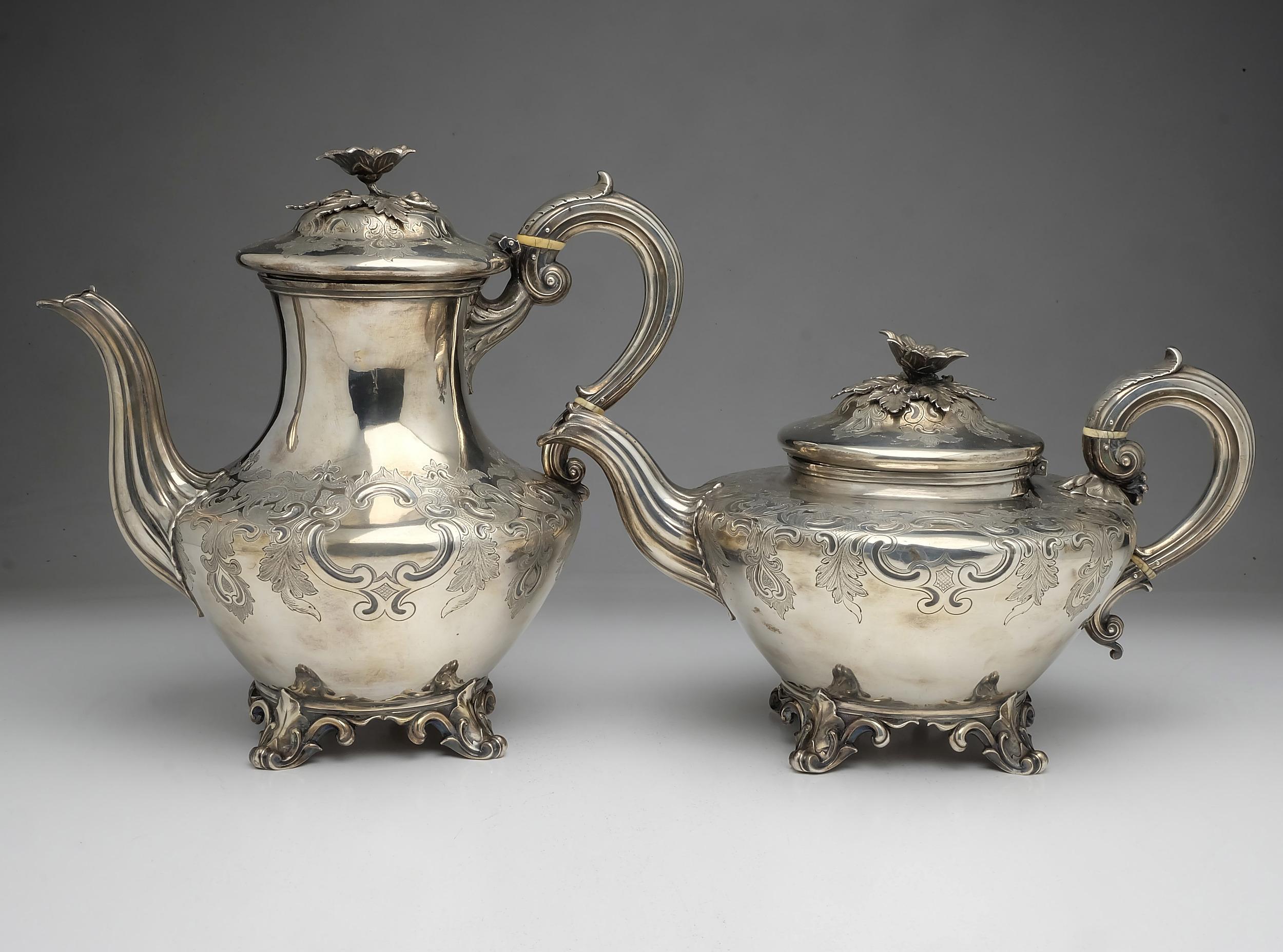 'Matched Engraved Sterling Silver Tea and Coffee Pots London, Edward, Edward Junior, John & William Barnard 1836 1651g'