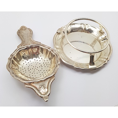 Australian Sterling Silver Tea Strainer with Accompanying Drip Stand- Silcraft, Australia, 94g
