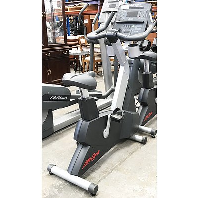 Life Fitness CLSCLS Upright Lifecycle - RRP Over $2,500