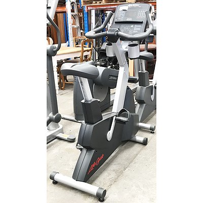Life Fitness CLSCLS Upright Lifecycle - RRP Over $2,500