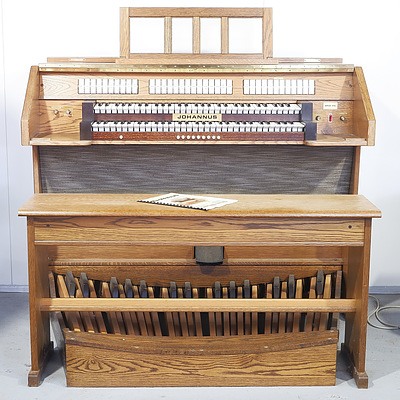 Johannus Opus 215 Organ