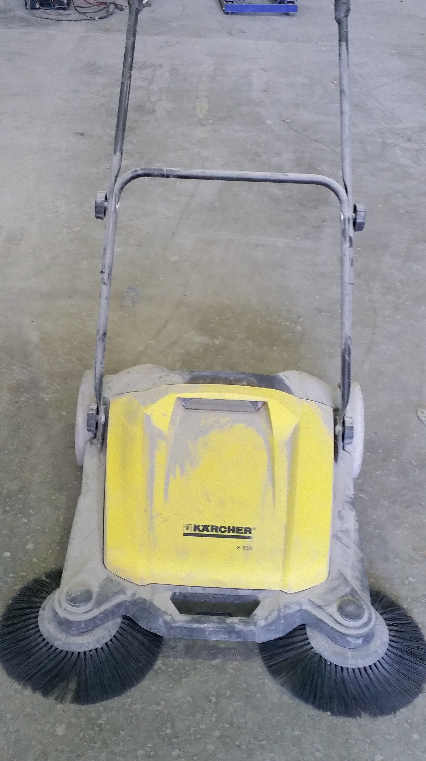 Karcher S650 Manual Floor Sweeper Lot 1039909 ALLBIDS