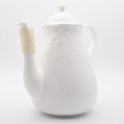 Wedgwood Strawberry and Vine Patterned Coffee Pot