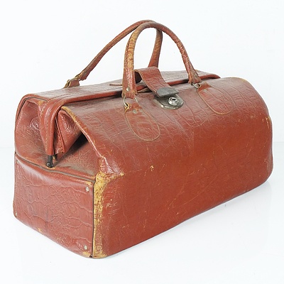 Large Vintage Leather Doctors Bag