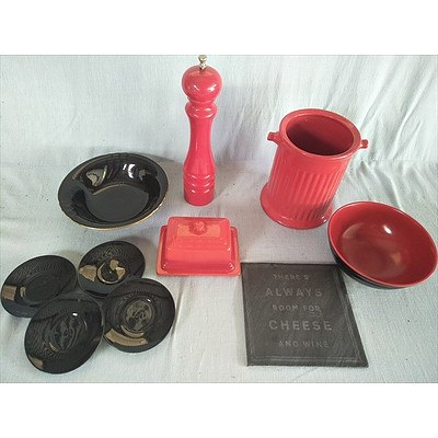 Red And Black Lot of Kitchenware