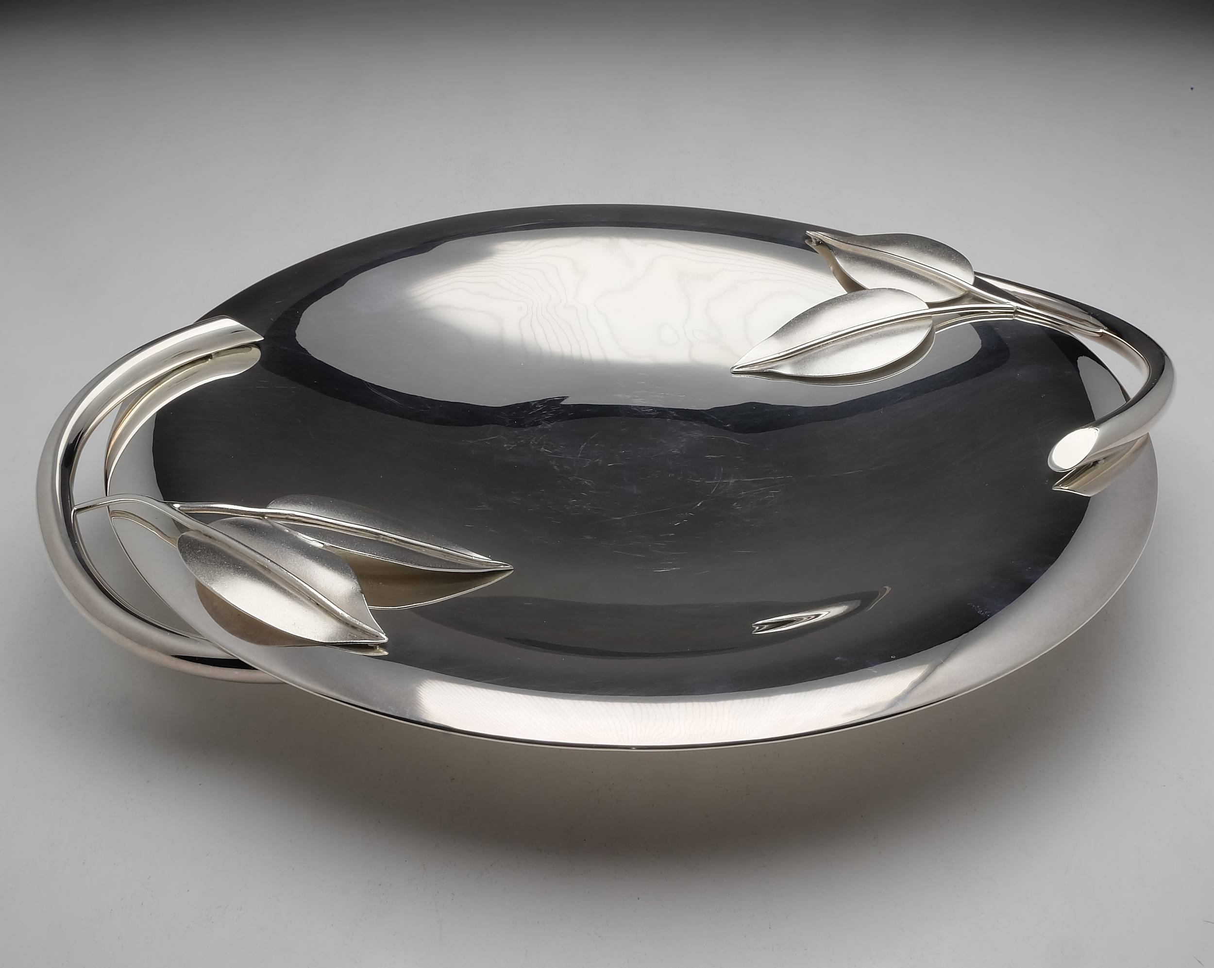 'European 800 Silver Modernist Footed Centre Dish 1116g'