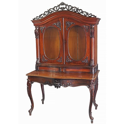 Good Late 19th Century Italian Rosewood Cabinet with Fine Carving in the Baroque Manner