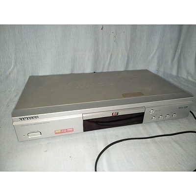 Samsung DVD/VCD/CD/MP3 player (DVD-5124)
