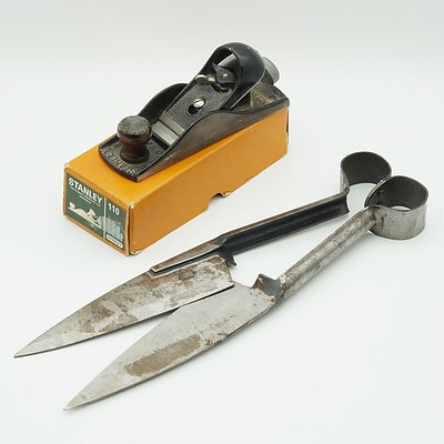 Boxed Stanley No 220 Plane and a Pair of German Ahrems Good Line Shears