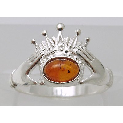 Sterling Silver Claddagh design ring - Amber