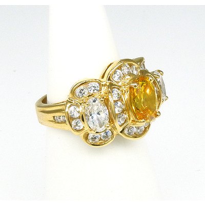 14ct Yellow Gold Ring with Imitation Yellow and White Gems