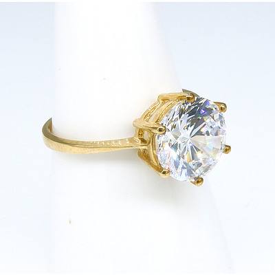 9ct Yellow Gold Ring with Large Cubic Zirconia in Cubic Setting
