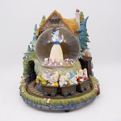 Disney's Snow White and the Seven Dwarfs Musical Snow Globe