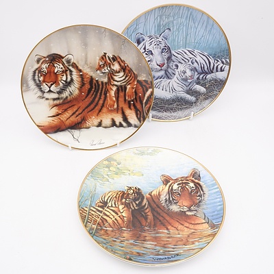 A Group of Six Limited Edition Royal Doulton and Franklin Mint 'National Wildlife Federation' Plates, Including Afternoon Swim, On the Watch and More