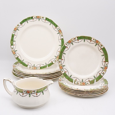 Thirty Nine Piece Vintage Alfred Meakin Osiris Solway Green and Gold  Bone China Tea Service
