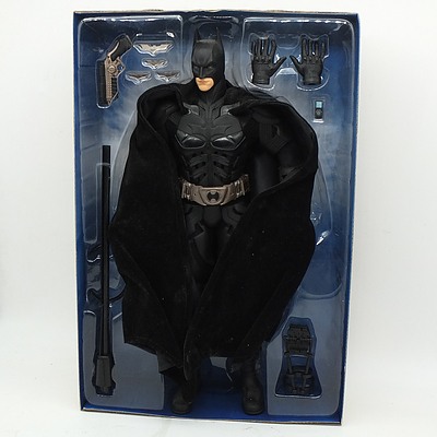 Batman 1:6 Scale Deluxe Collector Figure