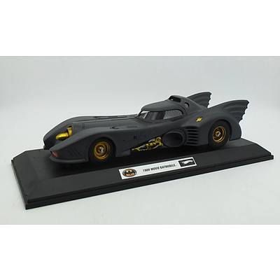 Autoart 1989 Batman Movie 'Batmobile' Model