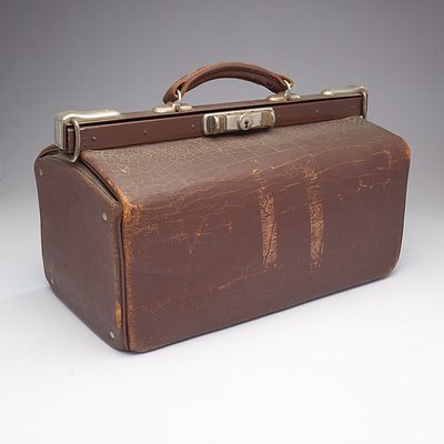 Vintage Leather Gladstone Bag Made by K T Stewart