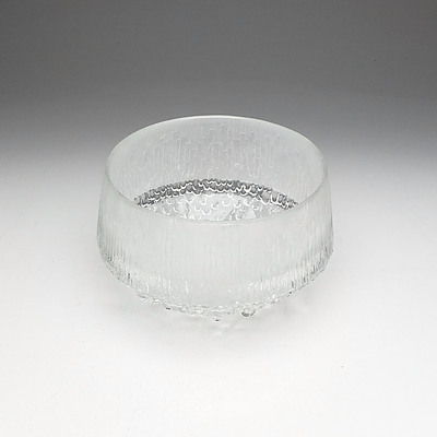 Iittala Finland 'Ultima Thule' Glass Bowl Designed by Tapio Wirkkala