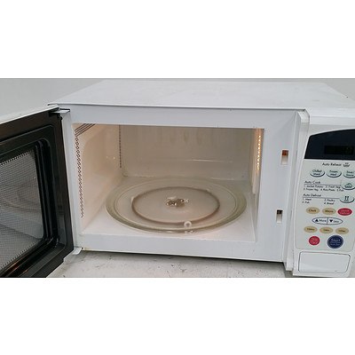 LG 800 Watt Microwave Oven