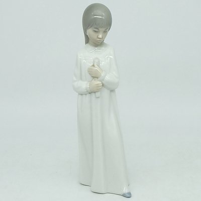 lladro Girl in Dressing Gown