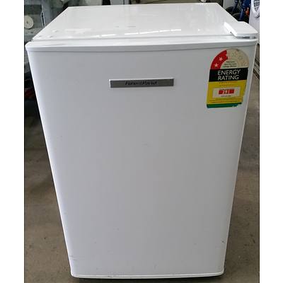 Fisher and Paykel 120 Litre Bar Fridge