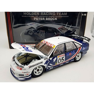 Biante 1997 Holden Commodore Peter Brock 1:18 Scale Model Car