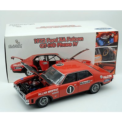 Classic Carlectables 1972 Ford XA Falcon GT-H0 Phase IV 1:18 Scale Model Car