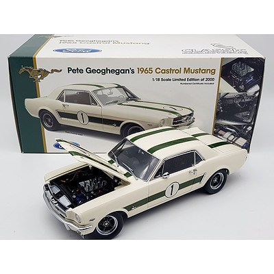 Classic Carlectables 1965 Ford Mustang 1:18 Scale Model Car